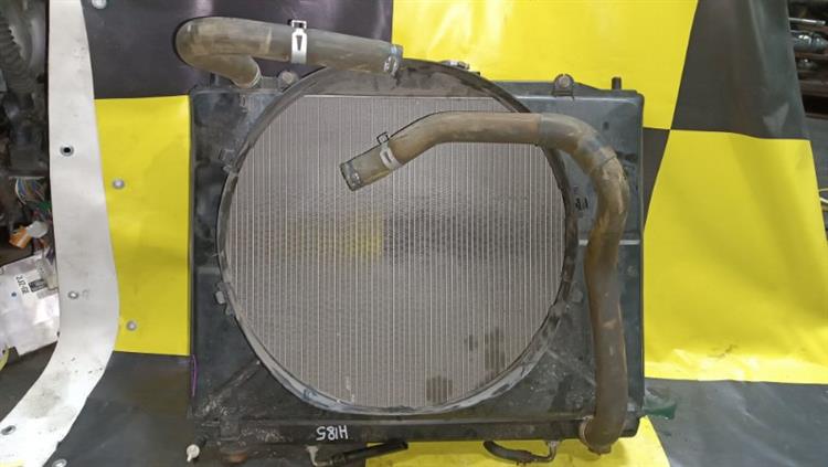 Радиатор основной Мицубиси Паджеро в Каспийске 105204