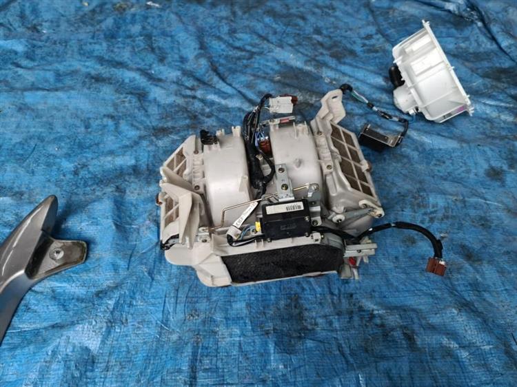 Мотор печки Хонда Легенд в Каспийске 206136