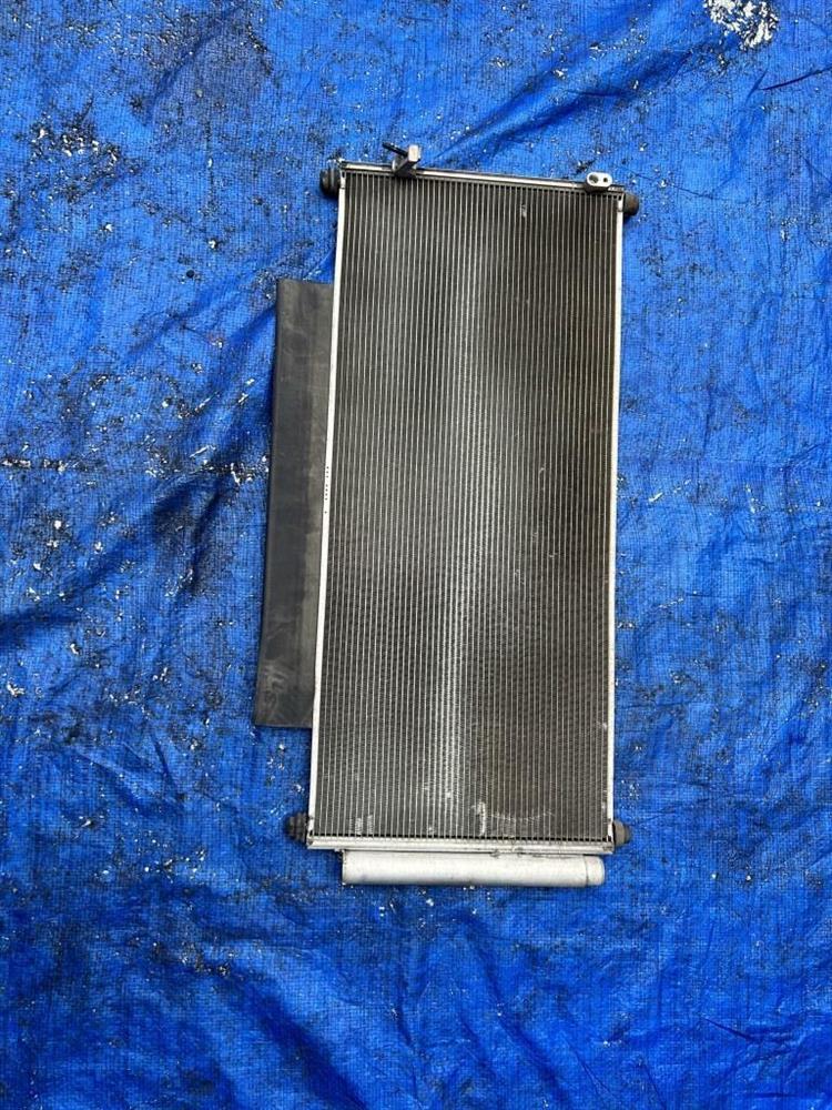 Радиатор кондиционера Хонда Фит в Каспийске 240686